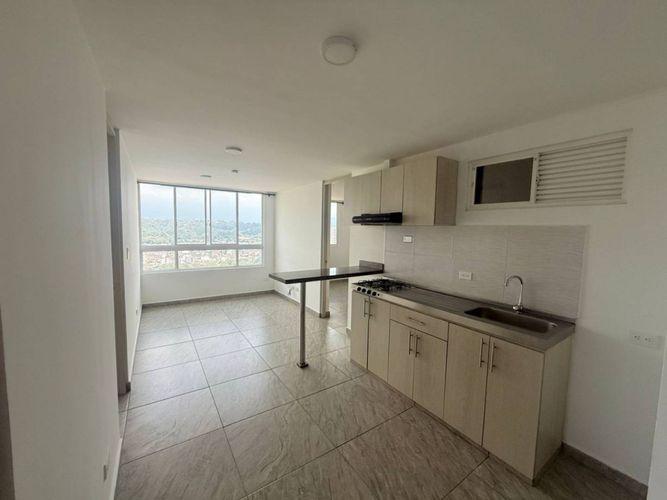 Apartamento de 3 alcobas en venta en San Antonio Del Carrizal, Girón, 56 m² · foto 6 de 17