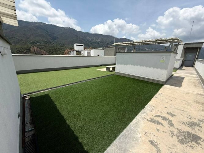 Apartamento de 3 alcobas en venta en San Antonio Del Carrizal, Girón, 56 m² · foto 11 de 17