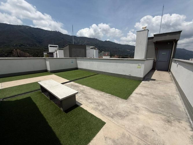 Apartamento de 3 alcobas en venta en San Antonio Del Carrizal, Girón, 56 m² · foto 16 de 17