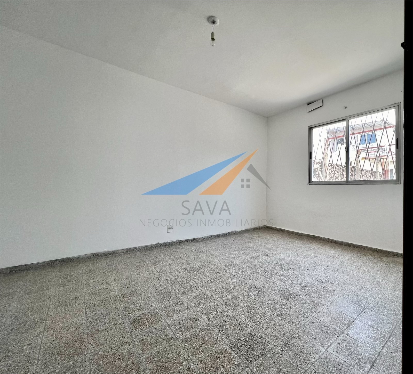 Alquiler Apartamento tipo Casa en P. H. 1 Dormitorio en Sayago! · Foto 8