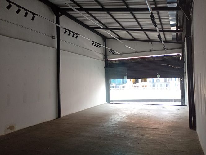 Local en arriendo en San Fernando, Medellín, 132 m² · foto 9 de 10