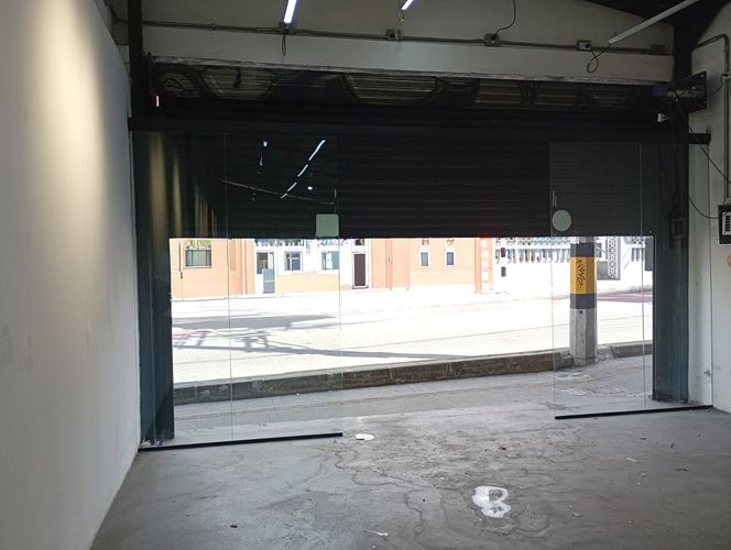 Local en arriendo en San Fernando, Medellín, 132 m² · foto 7 de 10