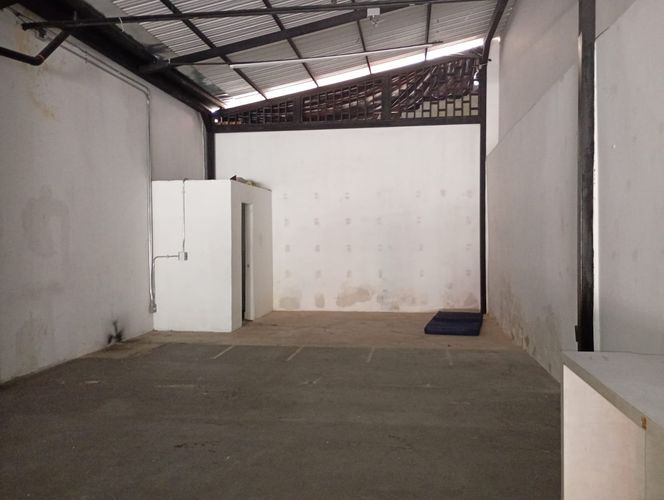 Local en arriendo en San Fernando, Medellín, 132 m² · foto 4 de 10