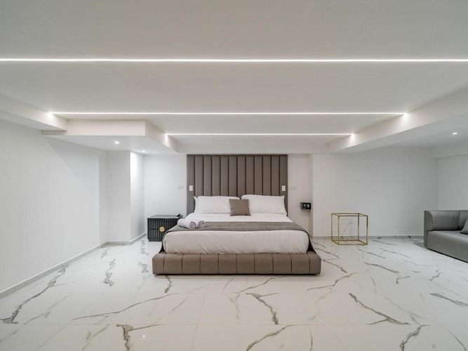 Oficina en venta en El Poblado, Medellín, 1300 m² · foto 13 de 17