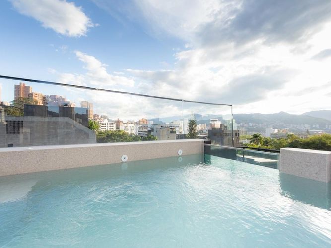 Oficina en venta en El Poblado, Medellín, 1300 m² · foto 17 de 17