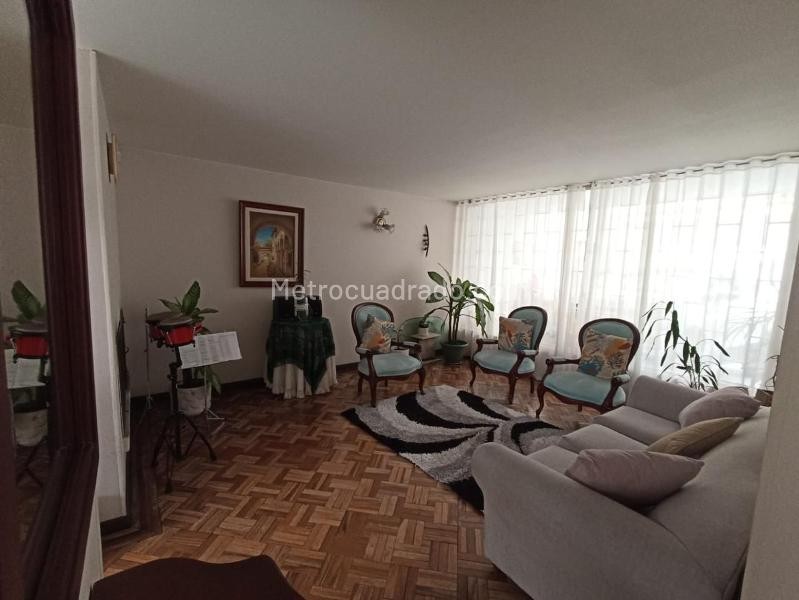 Casa en venta en Quirinal, Bogotá · foto 2 de 18