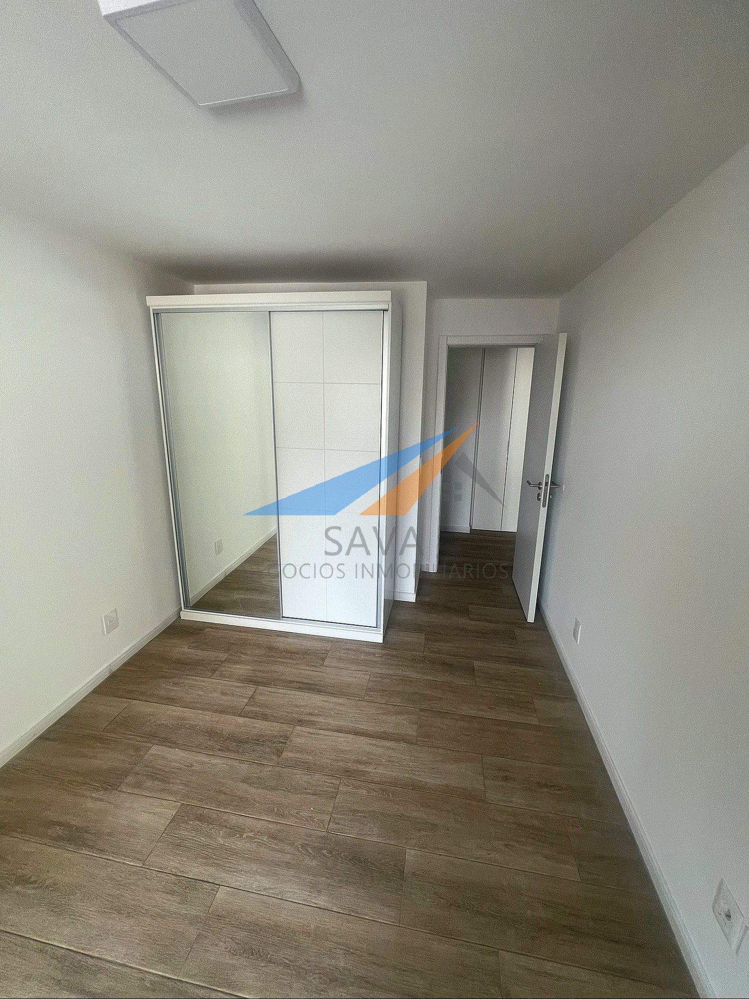 Alquiler Apartamento 1 Dormitorio en Tres Cruces! Terraza con Parrillero. · Foto 10