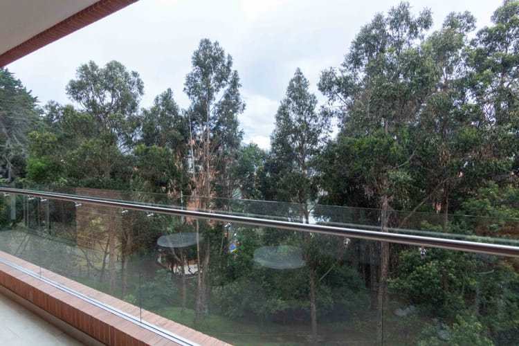 Apartamento de 3 alcobas en venta en Cerros De Los Alpes, Bogotá, 307 m² · foto 6 de 24