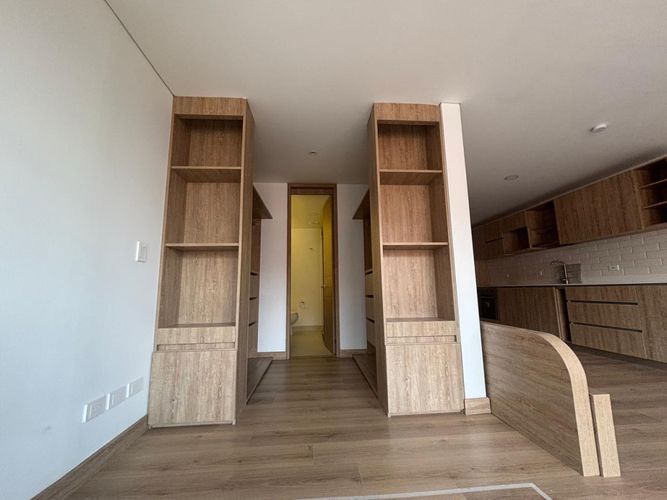 Apartaestudio en venta en Santa Barbara, Bogotá, 57 m² · foto 8 de 21