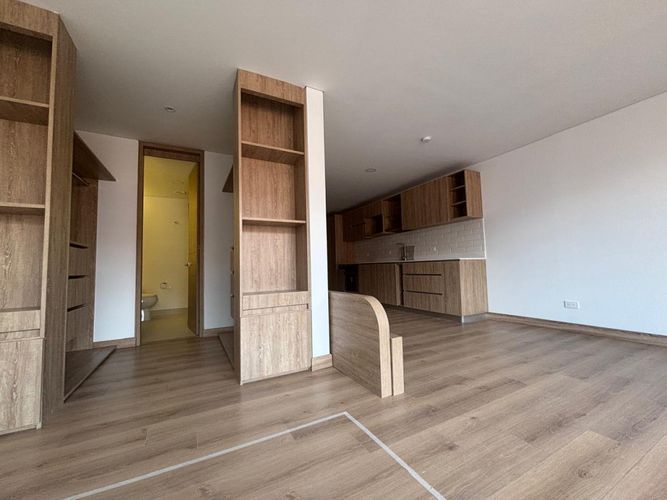 Apartaestudio en venta en Santa Barbara, Bogotá, 57 m² · foto 9 de 21