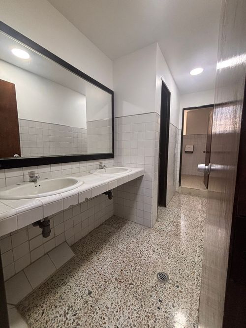 Oficina en arriendo en Zona Centro, Envigado, 131 m² · foto 14 de 19