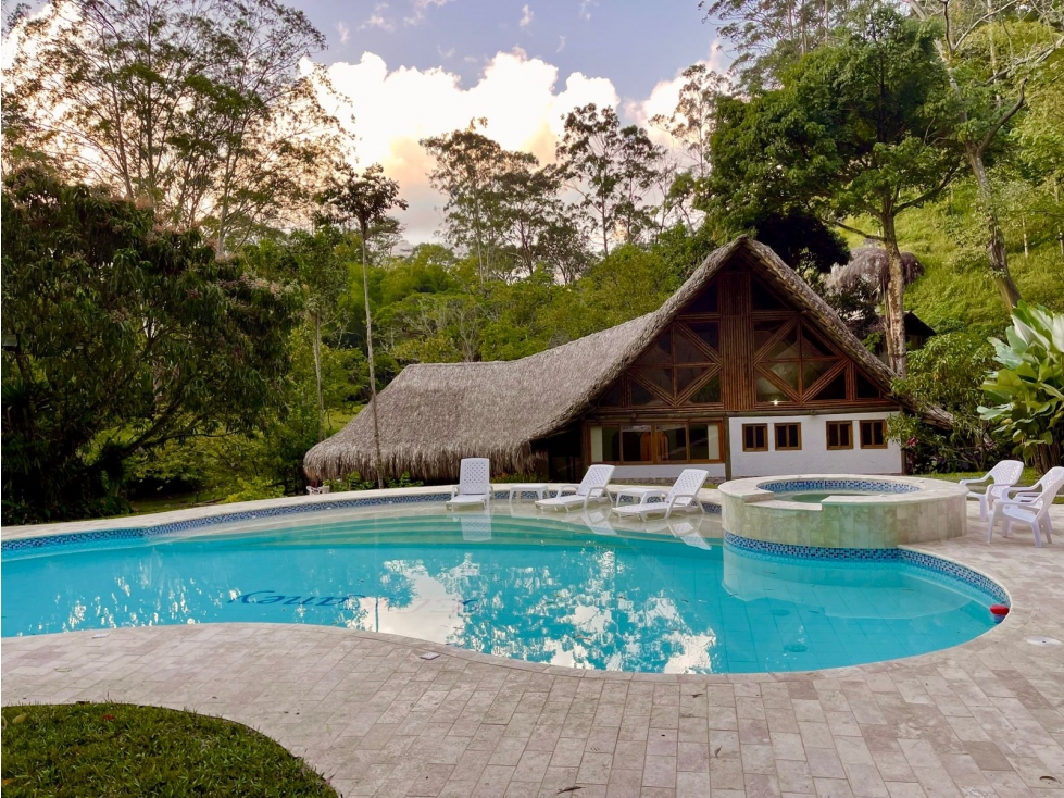 5BR Country House in Centro (420 m²) for Sale - 2