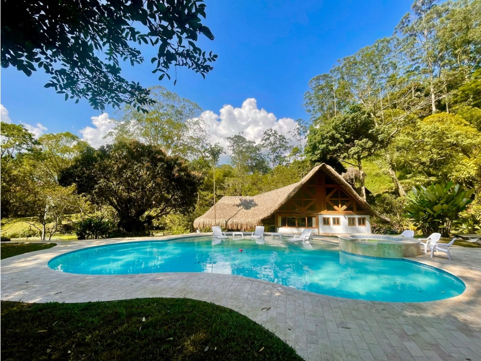 5BR Country House in Centro (420 m²) for Sale - 3