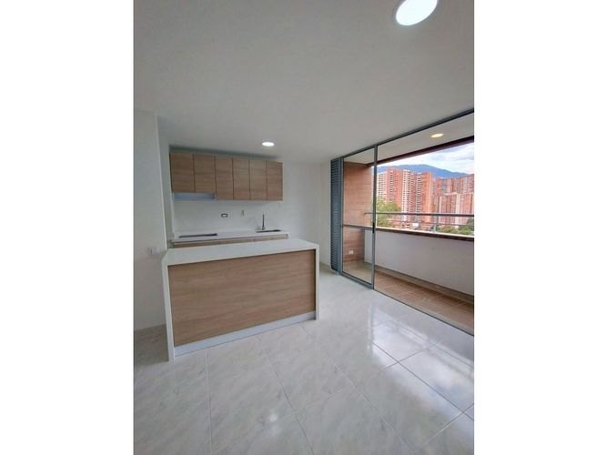 Apartamento de 2 alcobas en venta en Salento, Bello, 56 m² · foto 1 de 24