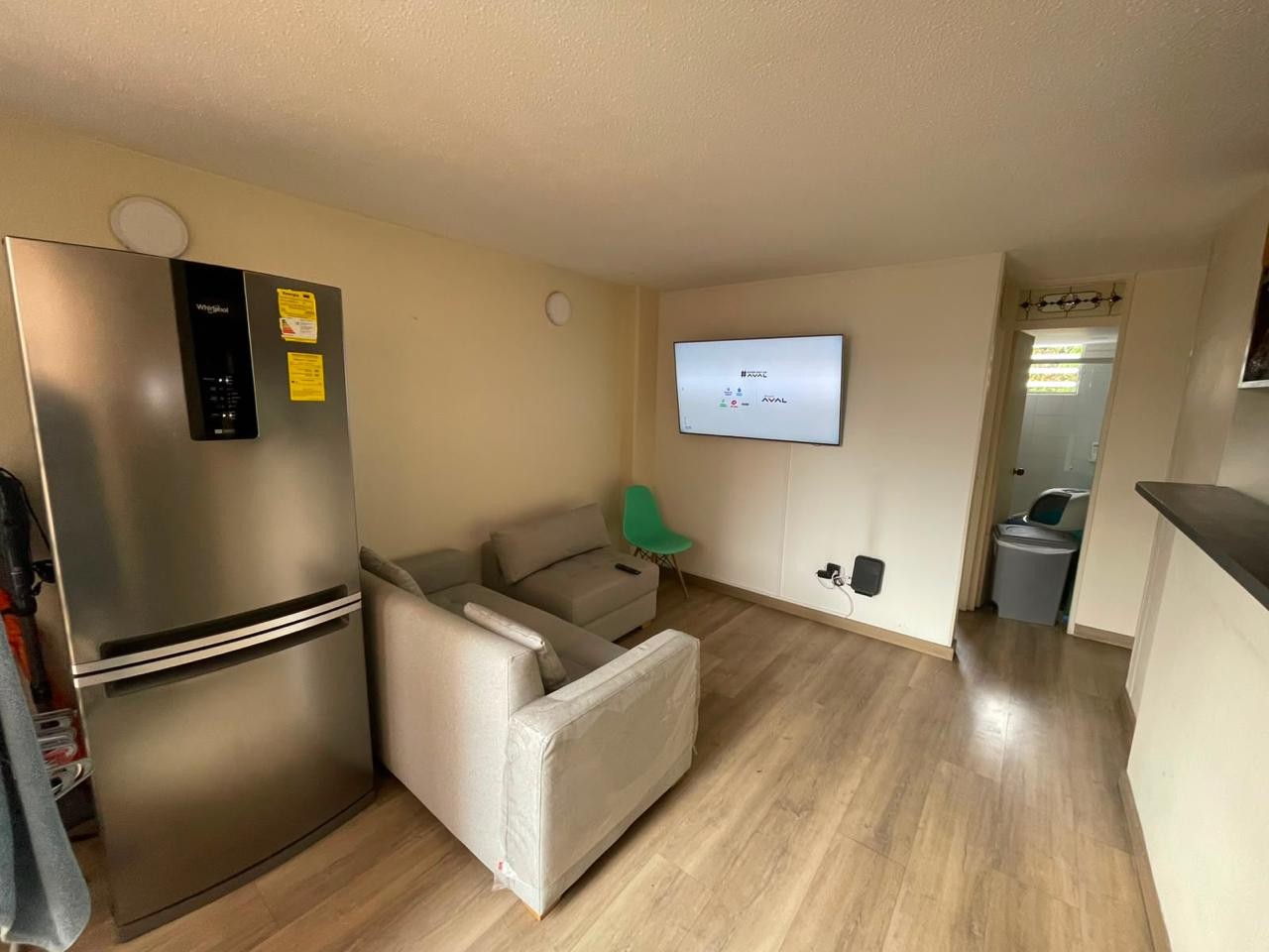 Apartamento en venta en El Poblado, Medellín · foto 2 de 12