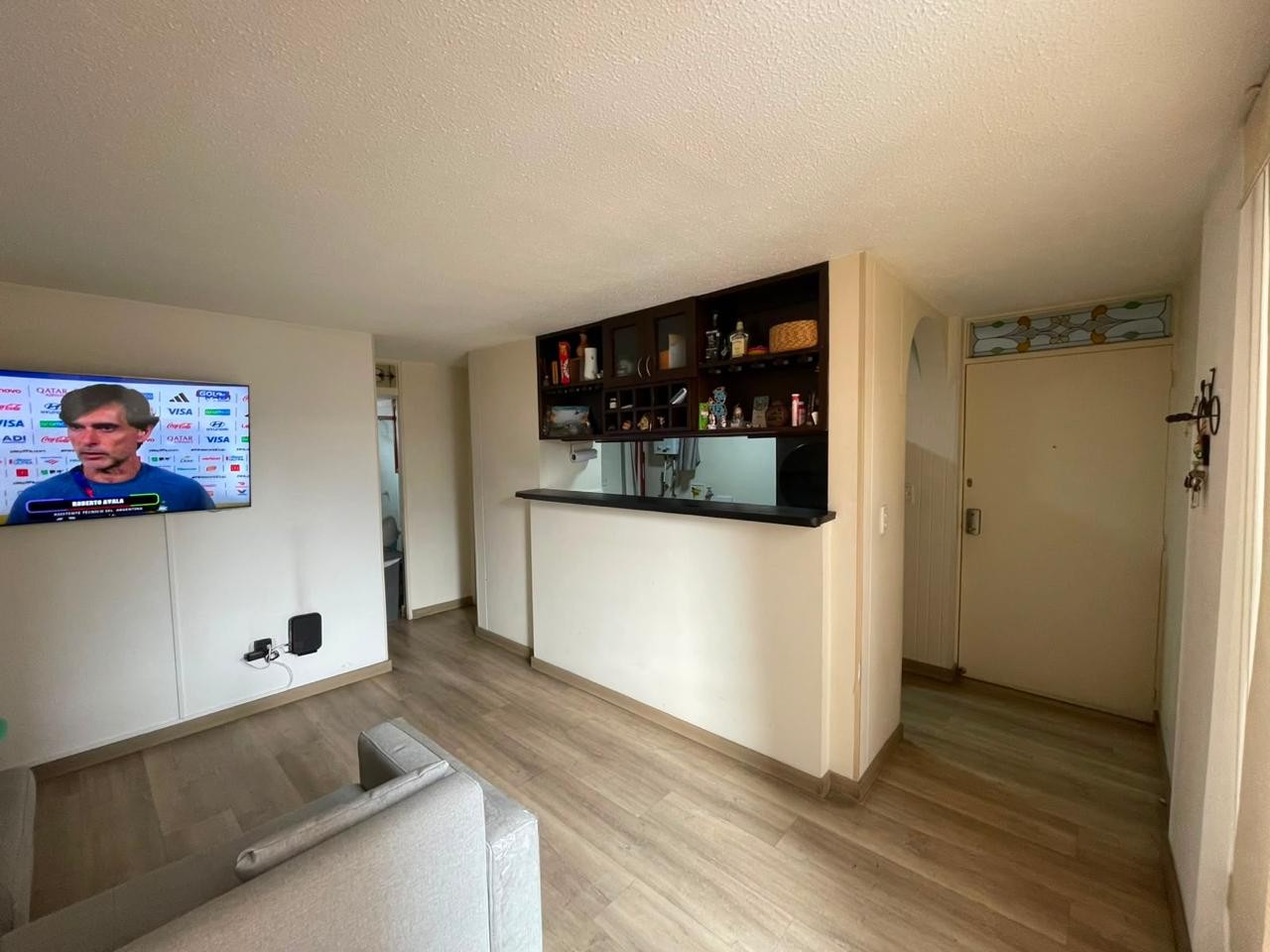 Apartamento en venta en El Poblado, Medellín · foto 3 de 12