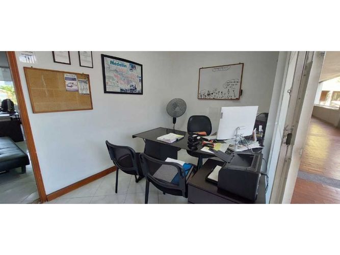 Oficina en venta en Nueva Villa De Aburra, Medellín, 146 m² · foto 3 de 9