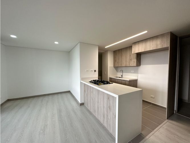 Apartamento de 2 alcobas en venta en Gualanday, Rionegro, 74 m² · foto 3 de 12