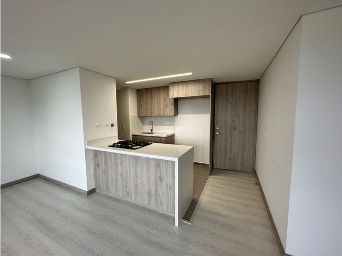 Apartamento de 2 alcobas en venta en Gualanday, Rionegro, 74 m² · foto 5 de 12