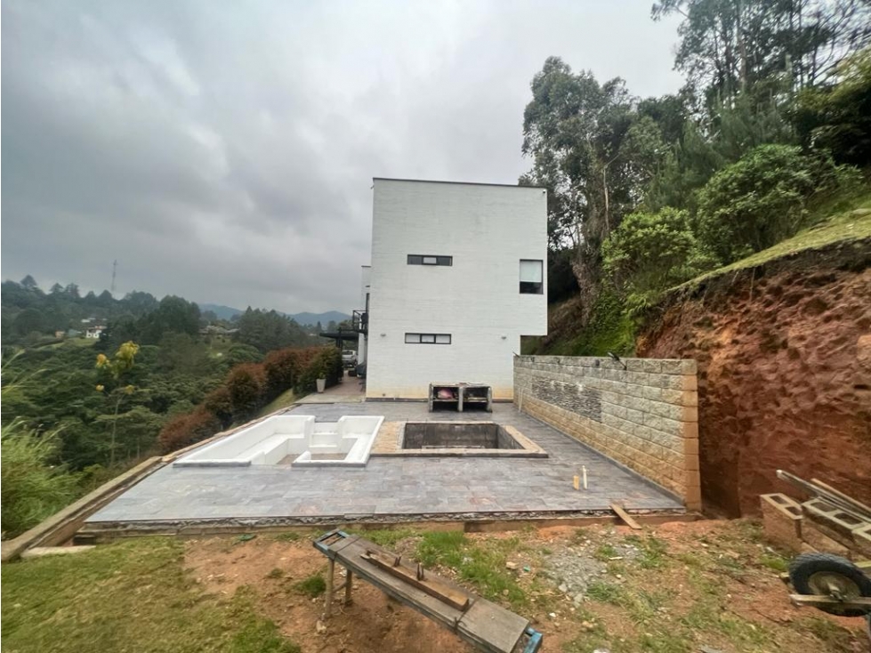 Casa en venta en Las Palmas, Envigado · foto 7 de 24