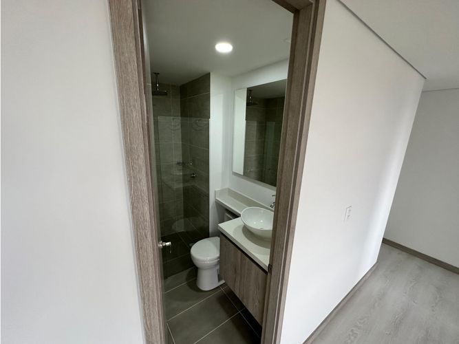 Apartamento de 2 alcobas en venta en Gualanday, Rionegro, 74 m² · foto 8 de 12