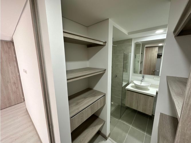 Apartamento de 2 alcobas en venta en Gualanday, Rionegro, 74 m² · foto 9 de 12