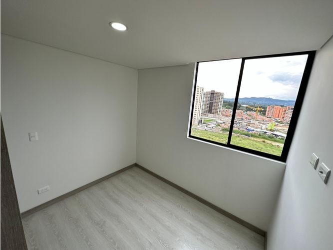 Apartamento de 2 alcobas en venta en Gualanday, Rionegro, 74 m² · foto 11 de 12