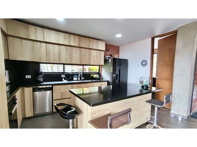 Casa de 7 alcobas en venta en Loma Del Escobero, El Retiro, 617 m² · foto 7 de 24