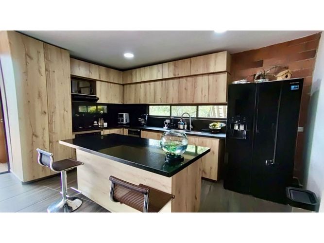Casa de 7 alcobas en venta en Loma Del Escobero, El Retiro, 617 m² · foto 8 de 24