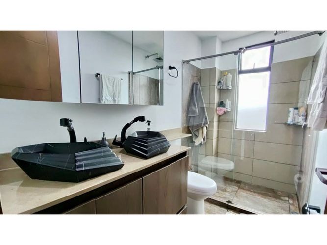 Casa de 7 alcobas en venta en Loma Del Escobero, El Retiro, 617 m² · foto 12 de 24