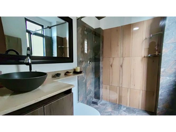 Casa de 7 alcobas en venta en Loma Del Escobero, El Retiro, 617 m² · foto 14 de 24