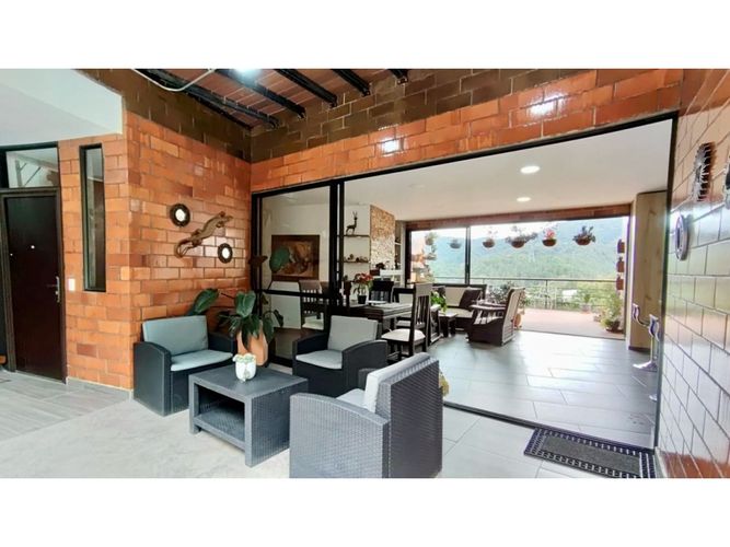 Casa de 7 alcobas en venta en Loma Del Escobero, El Retiro, 617 m² · foto 22 de 24