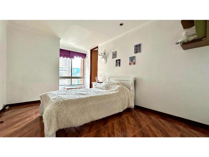 Apartamento de 3 alcobas en venta en Milla De Oro, Medellín, 135 m² · foto 9 de 20