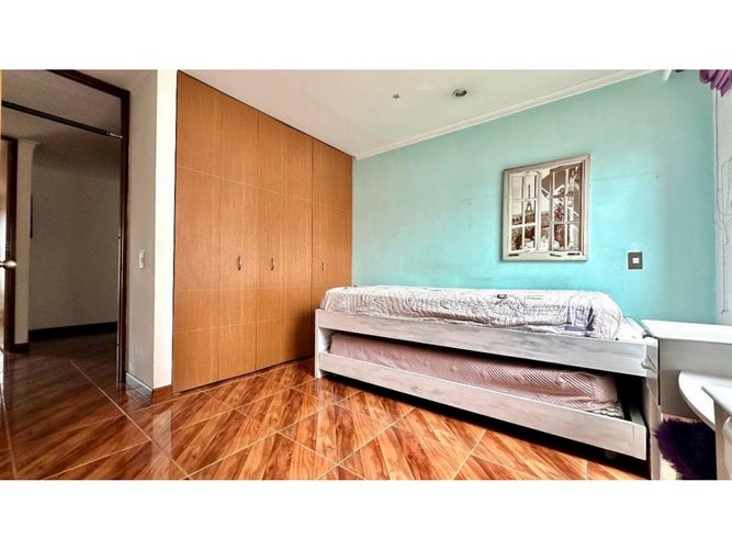 Apartamento de 3 alcobas en venta en Milla De Oro, Medellín, 135 m² · foto 15 de 20