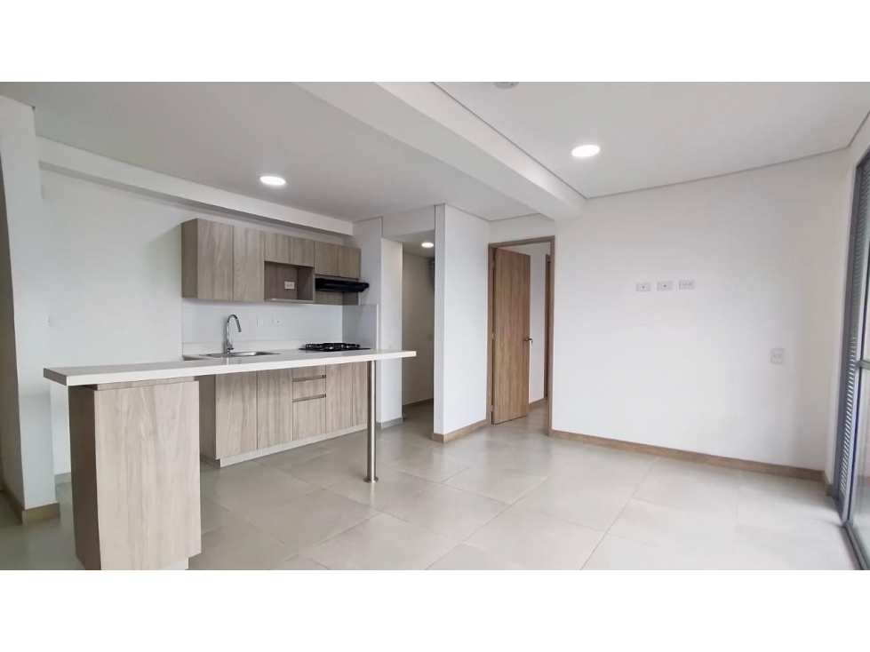 Apartamento en venta en Fatima, Itagüí · foto 2 de 18