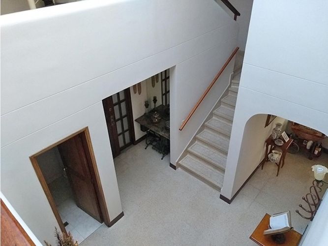 Casa de 4 alcobas en venta en La Visitación, Medellín, 352 m² · foto 12 de 24