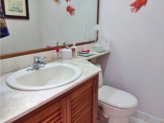 Casa de 4 alcobas en venta en La Visitación, Medellín, 352 m² · foto 15 de 24