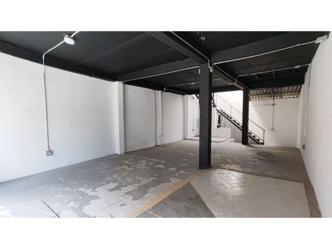 Local en arriendo en El Dorado, Envigado, 327 m² · foto 8 de 16