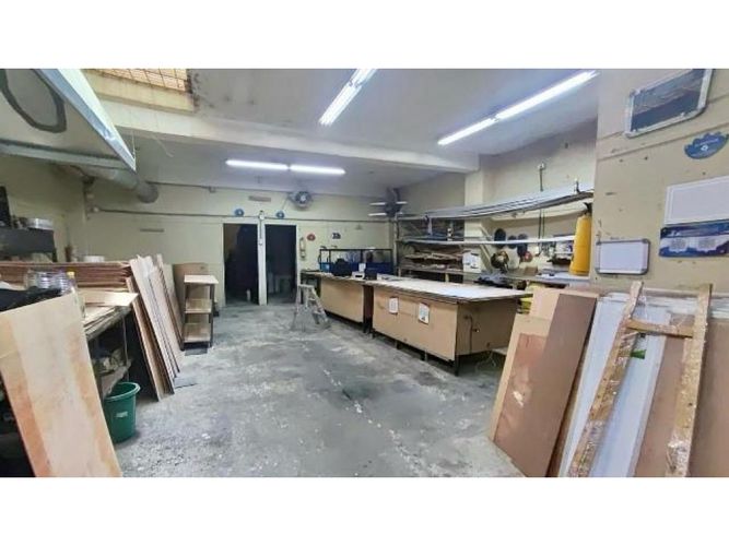 Bodega en venta en San Joaquin, Medellín, 581 m² · foto 2 de 21