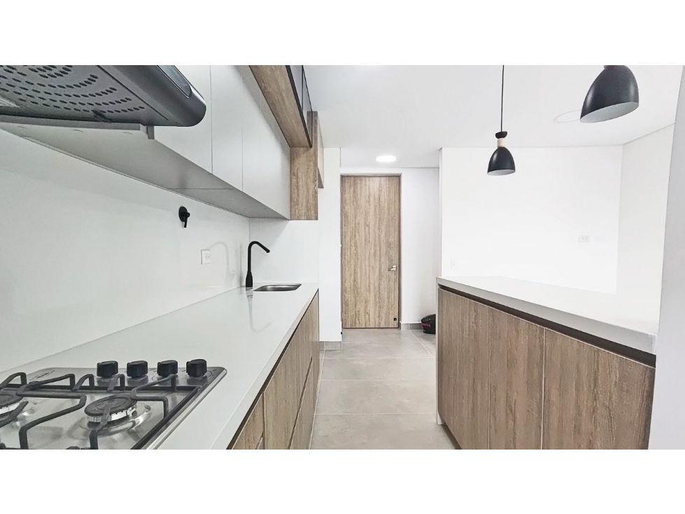Apartamento en venta en Las Colinas De Asis Et. A, Itagüí · foto 5 de 23
