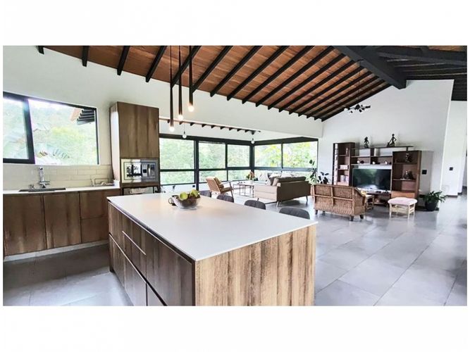 Casa de 3 alcobas en venta en El Carmen, El Retiro, 240 m² · foto 6 de 24