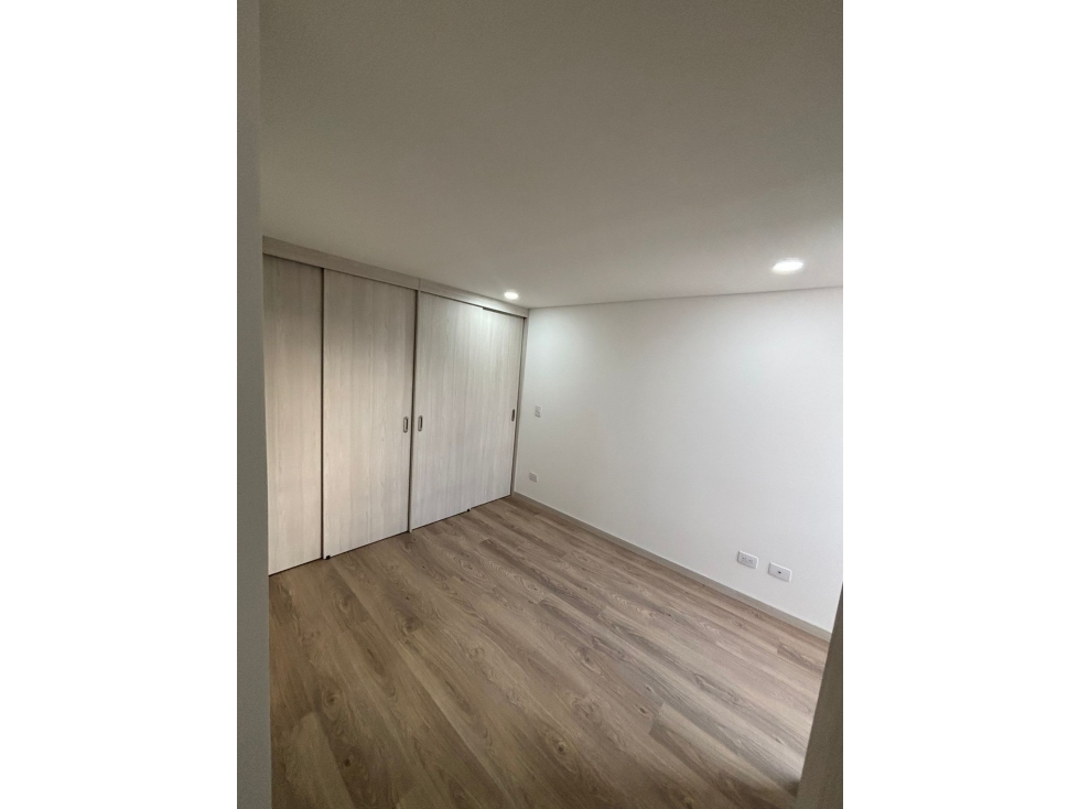 Apartamento en venta en Suramérica, Itagüí · foto 13 de 24