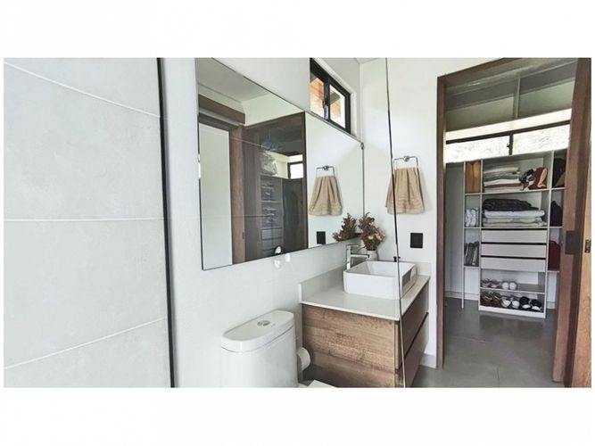 Casa de 3 alcobas en venta en El Carmen, El Retiro, 240 m² · foto 18 de 24