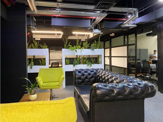 Oficina en venta en Las Palmas, Medellín, 665 m² · foto 2 de 24