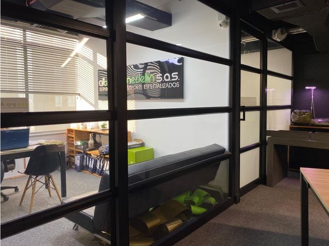Oficina en venta en Las Palmas, Medellín, 665 m² · foto 4 de 24
