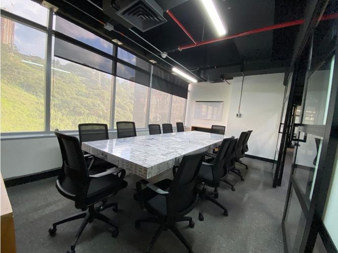 Oficina en venta en Las Palmas, Medellín, 665 m² · foto 6 de 24
