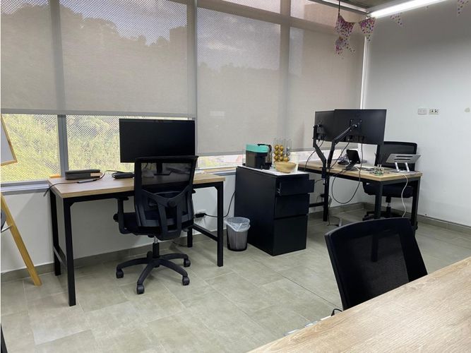 Oficina en venta en Las Palmas, Medellín, 665 m² · foto 22 de 24