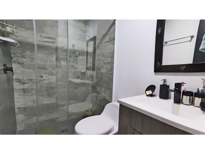 Casa de 3 alcobas en venta en Castropol, Medellín, 145 m² · foto 13 de 21