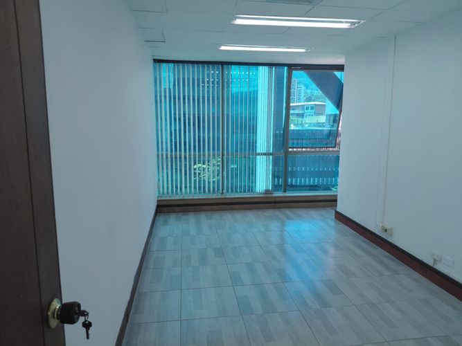 Oficina en arriendo en La Aguacatala, Medellín, 105 m² · foto 4 de 18