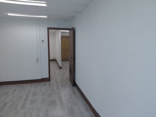 Oficina en arriendo en La Aguacatala, Medellín, 105 m² · foto 15 de 18